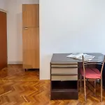 2 Bedroom Gorgeous In דירה