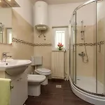 2 Bedroom Gorgeous In *