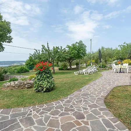 Lovely In With House Sea View Apartament Koromačno