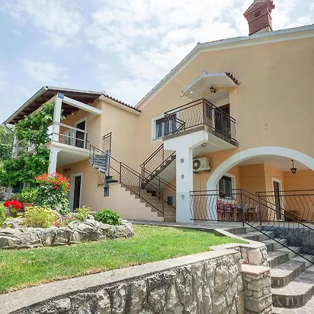 Lovely In With House Sea View Apartament *