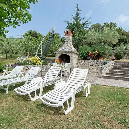 Lovely In With House Sea View